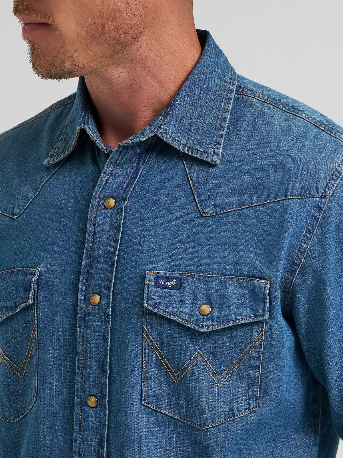 Wrangler Mens Classic Denim Western Snap Shirt - Mid Wash
