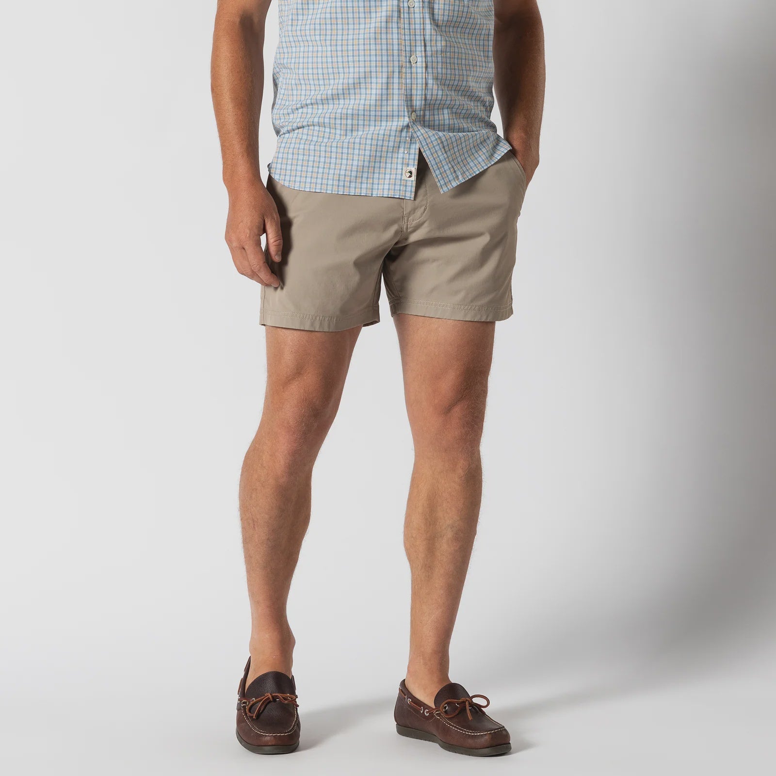 6" Harbor Performance Short Khaki