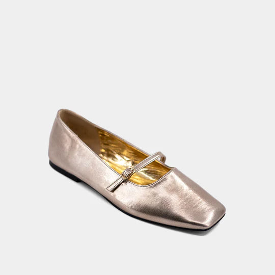 ADELE GOLD FLAT