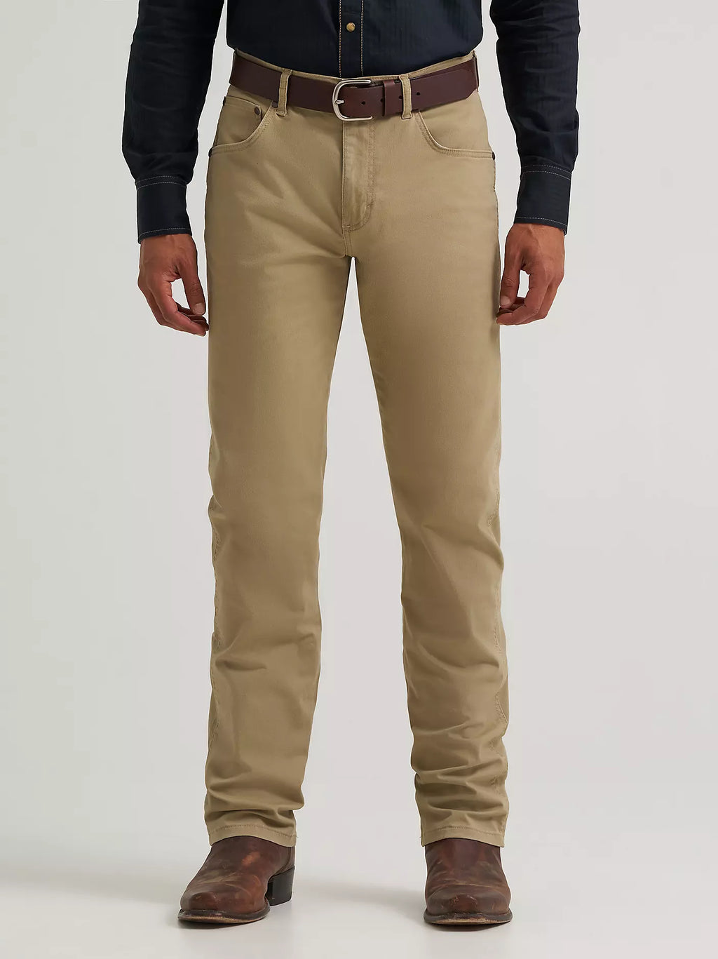 Fawn WRG Men's Wrangler Retro Stretch Twill--Slim Straight