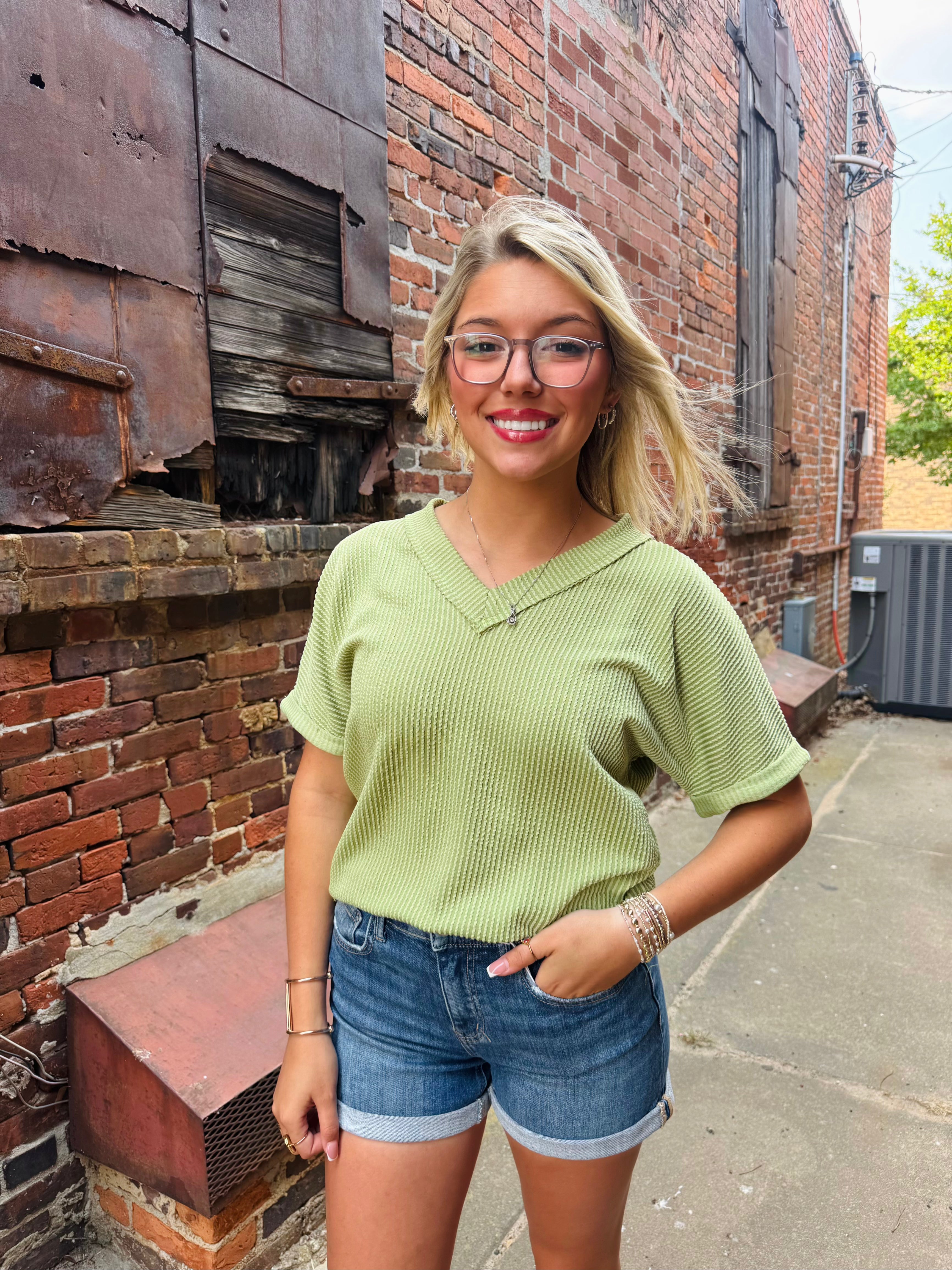 Basic Wave Rib V-neck SS Tunic Top