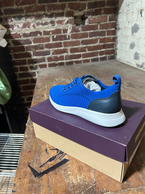 AMHERST KNIT U-THROAT-ROYAL BLUE