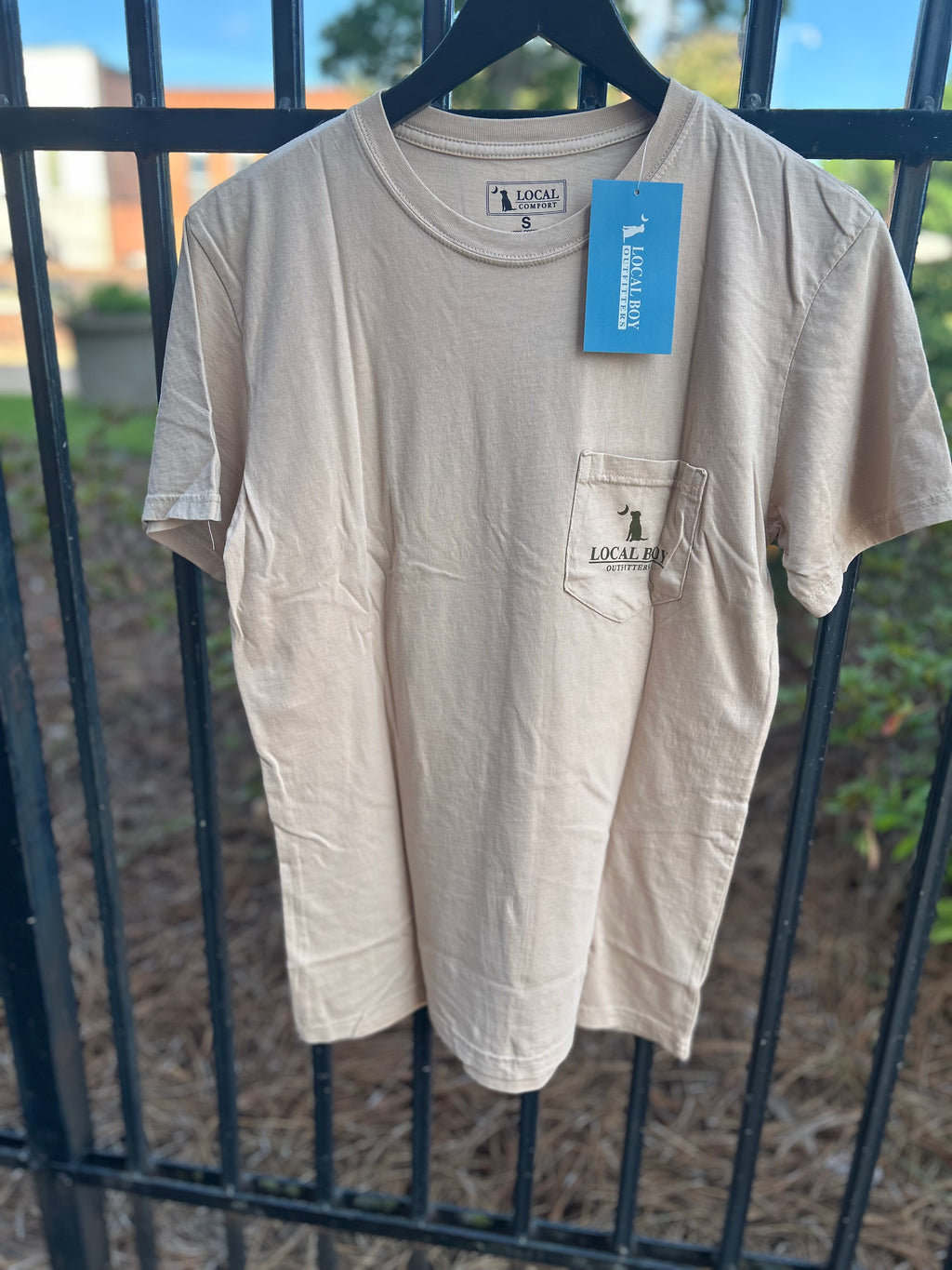 Old School Retrieve State SS Tee Latte