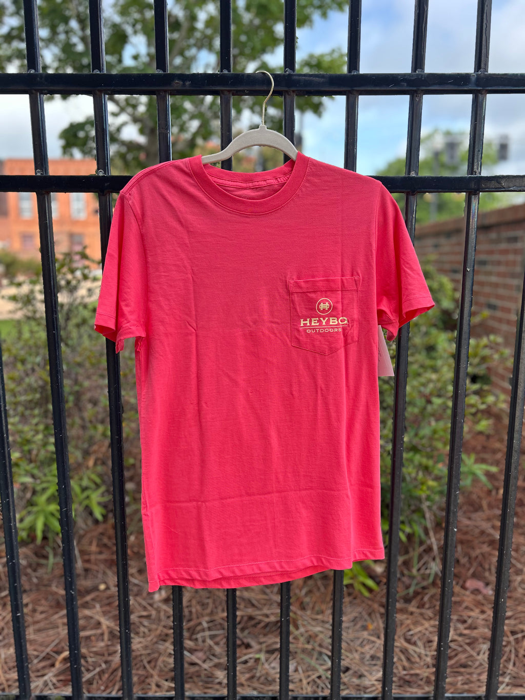 Triple Trouble Tee - Coral