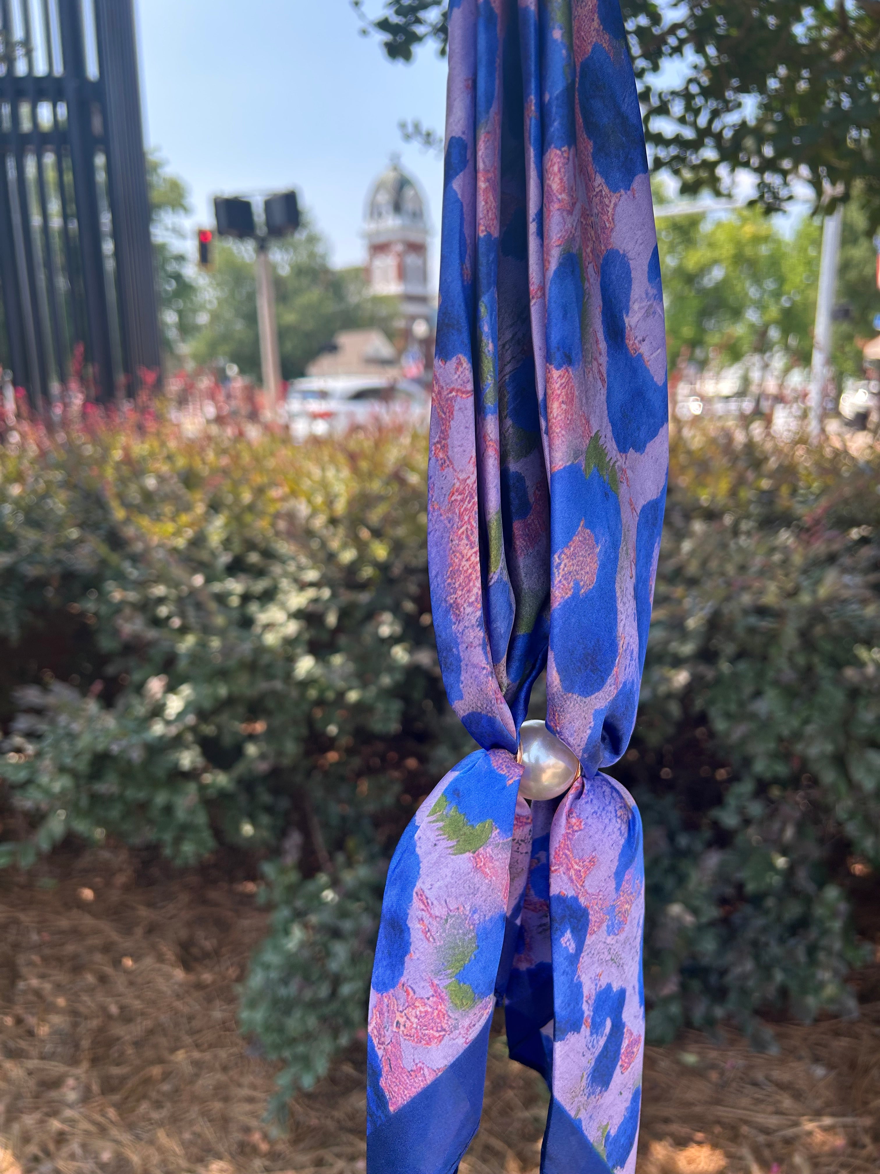 Magnetic Wild Rag