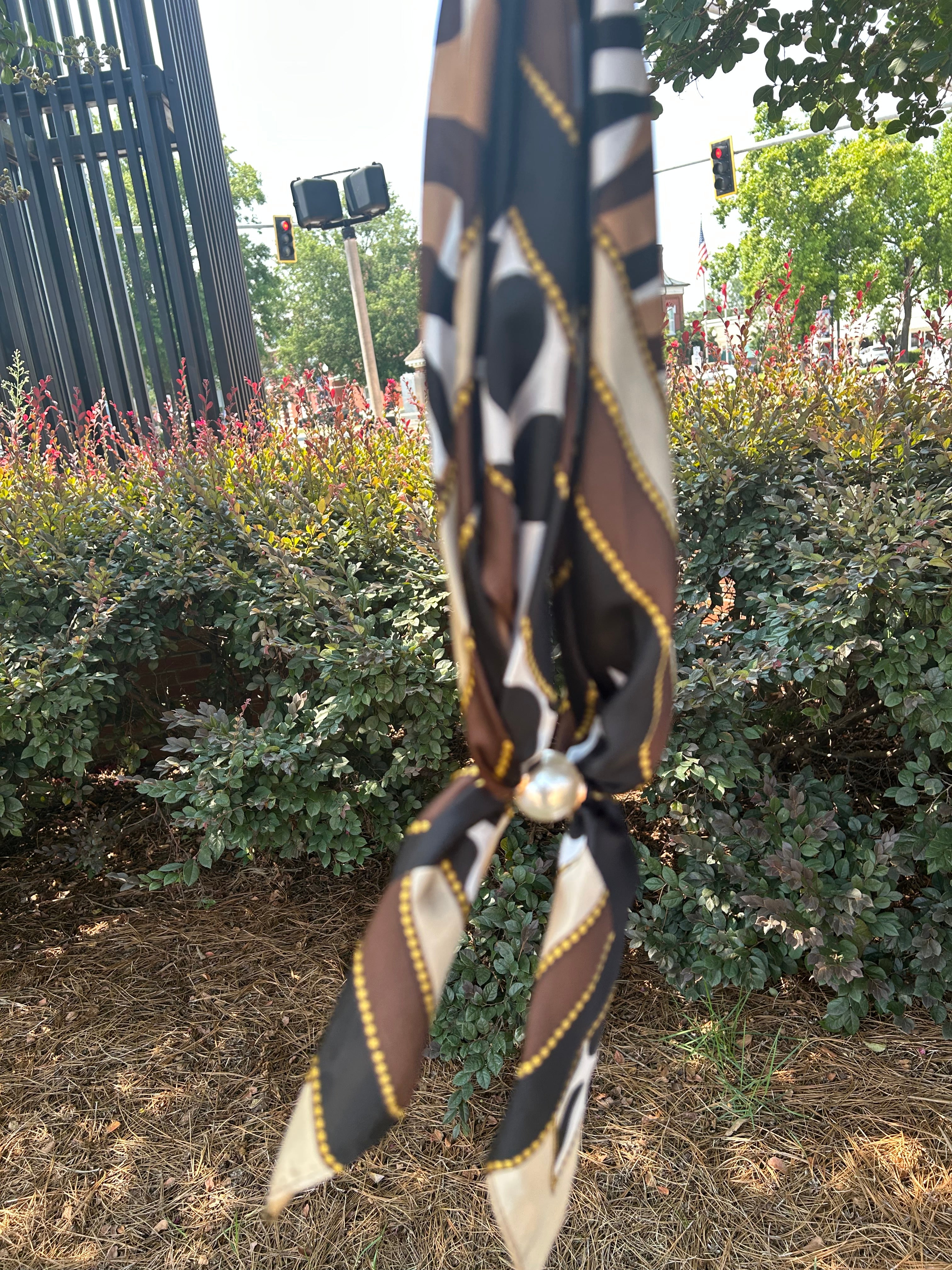 Magnetic Wild Rag