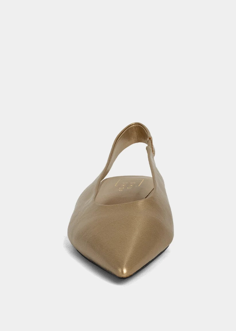 Amelia Gold Flat