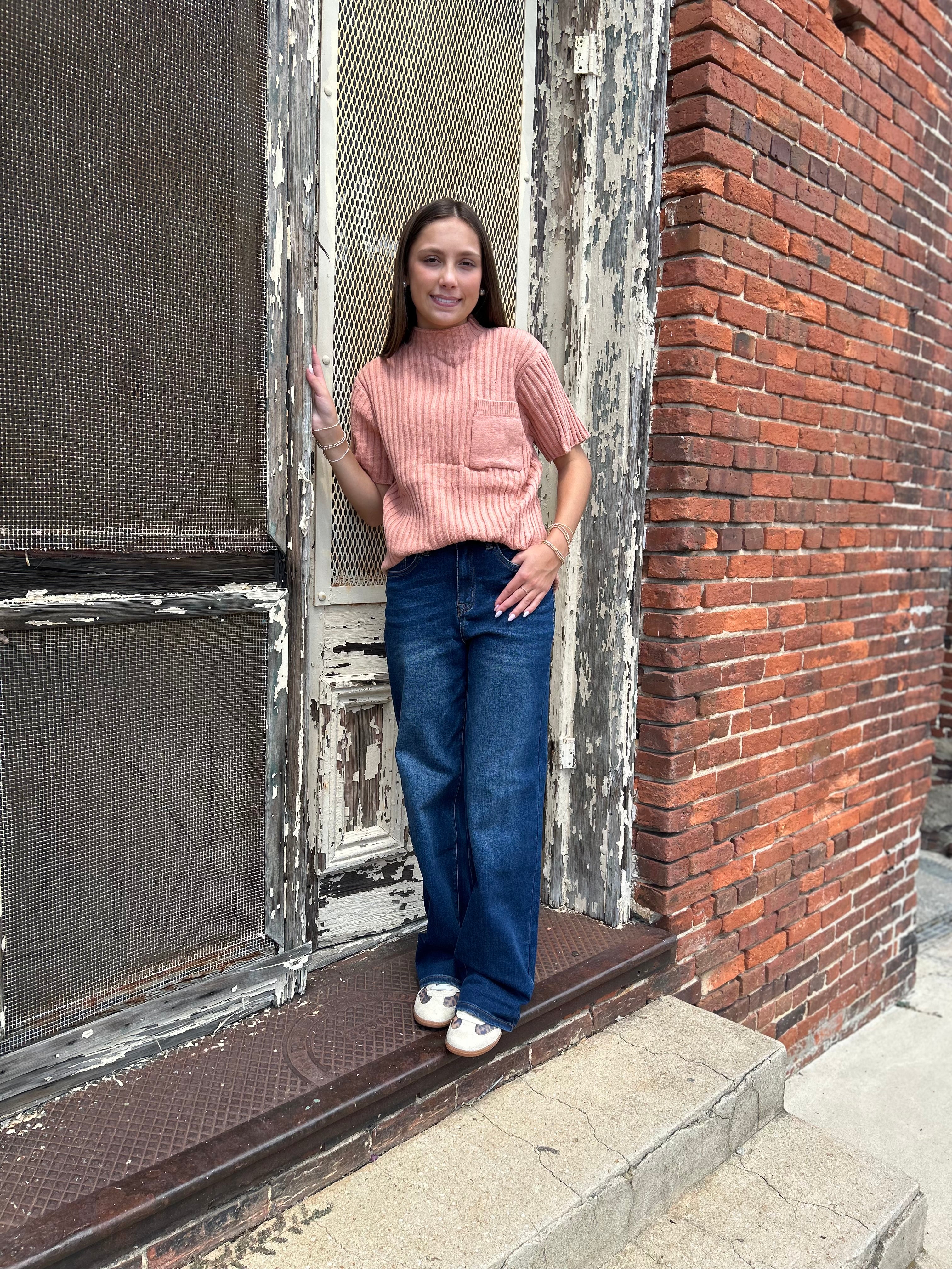 Mock Neck Short Sleeve Pullover