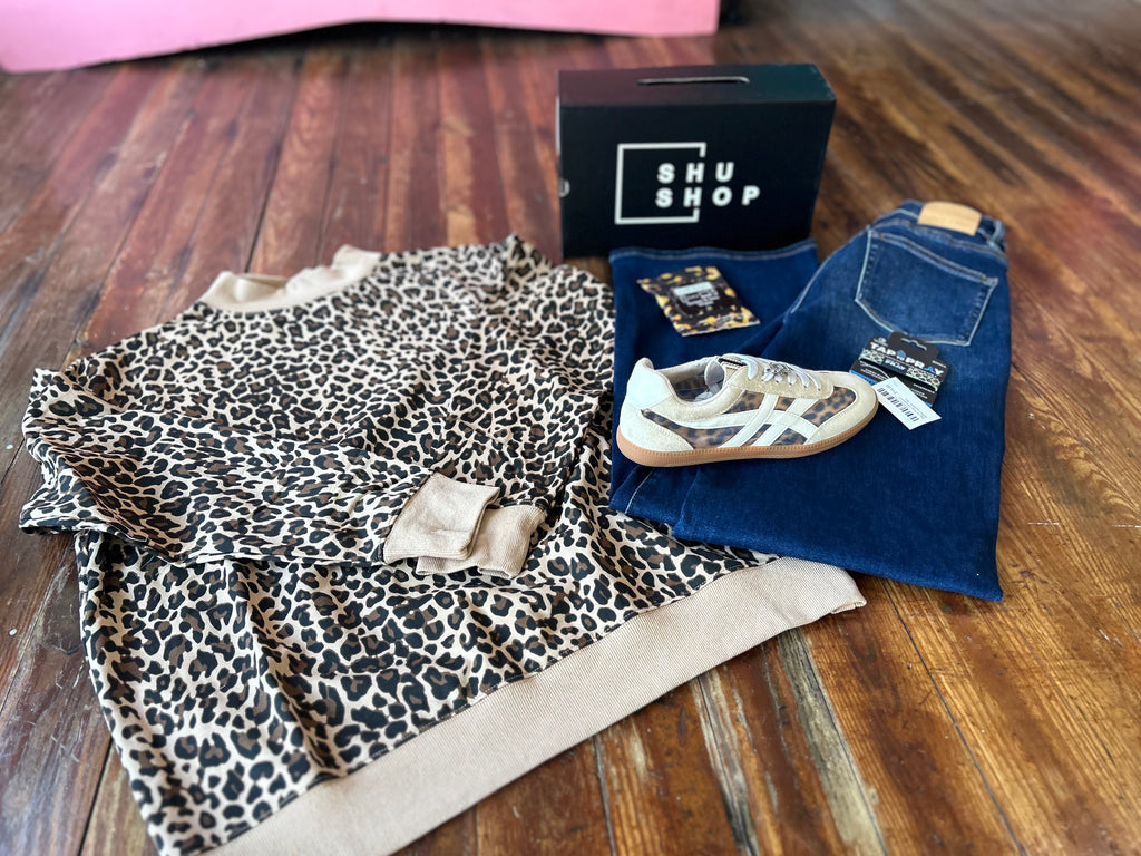 Mock Neck Sweatshirt, Leopard