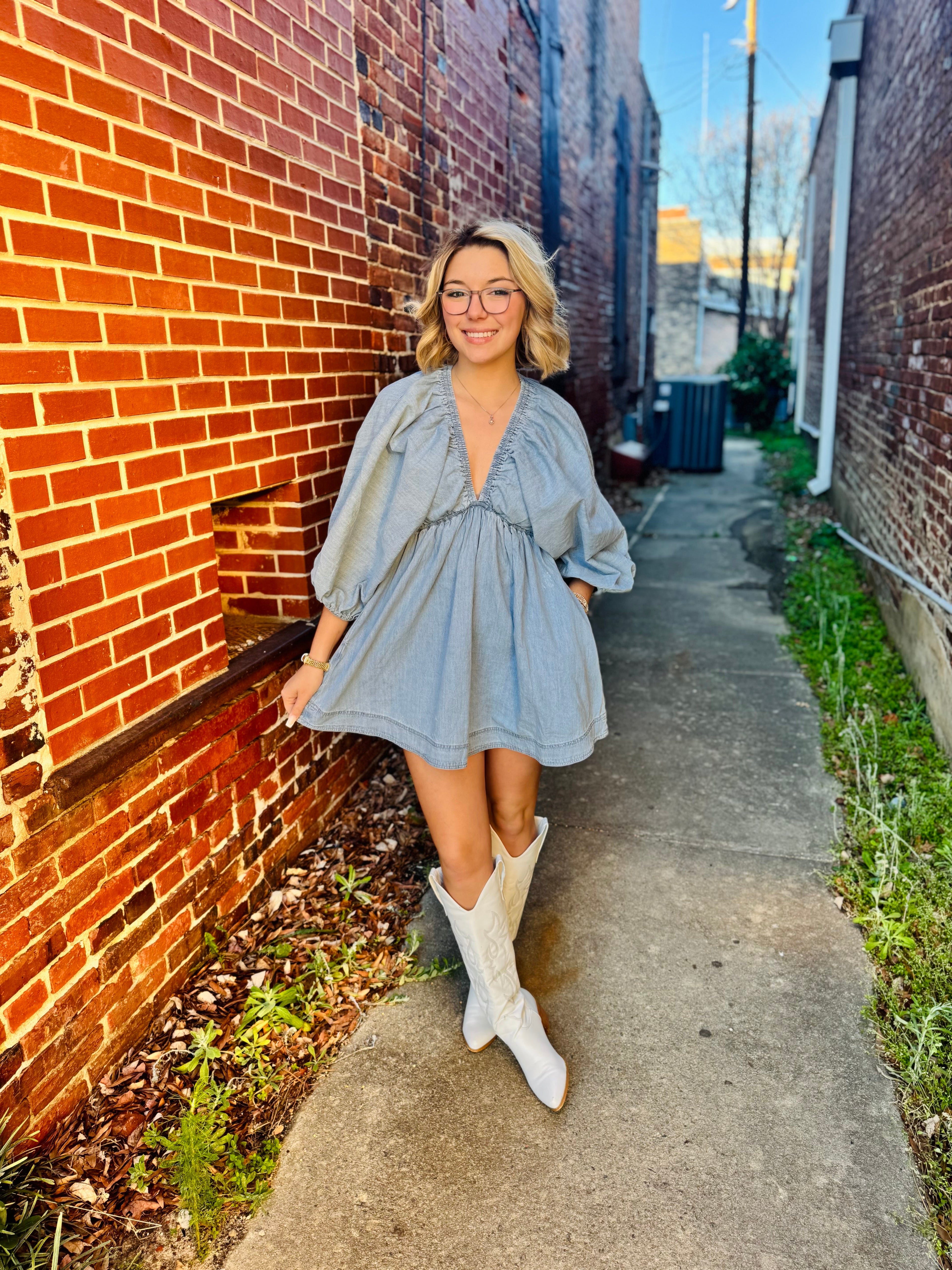 V-Neck light wash denim dress