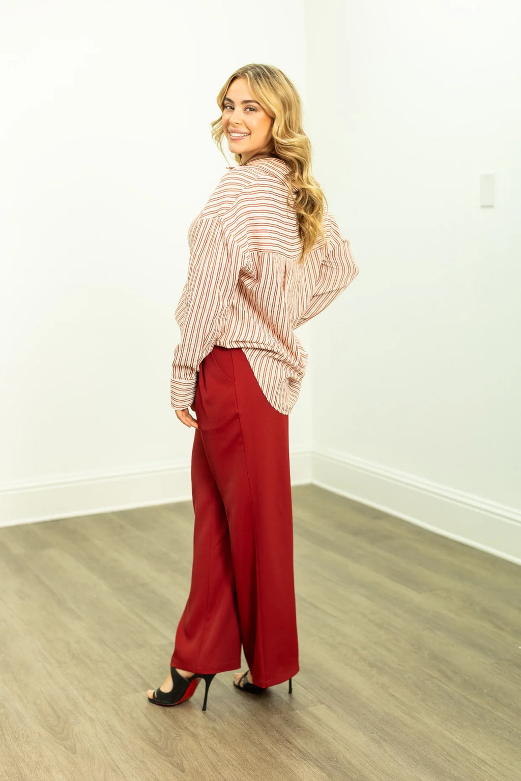 Pleat-Front Trousers Maroon