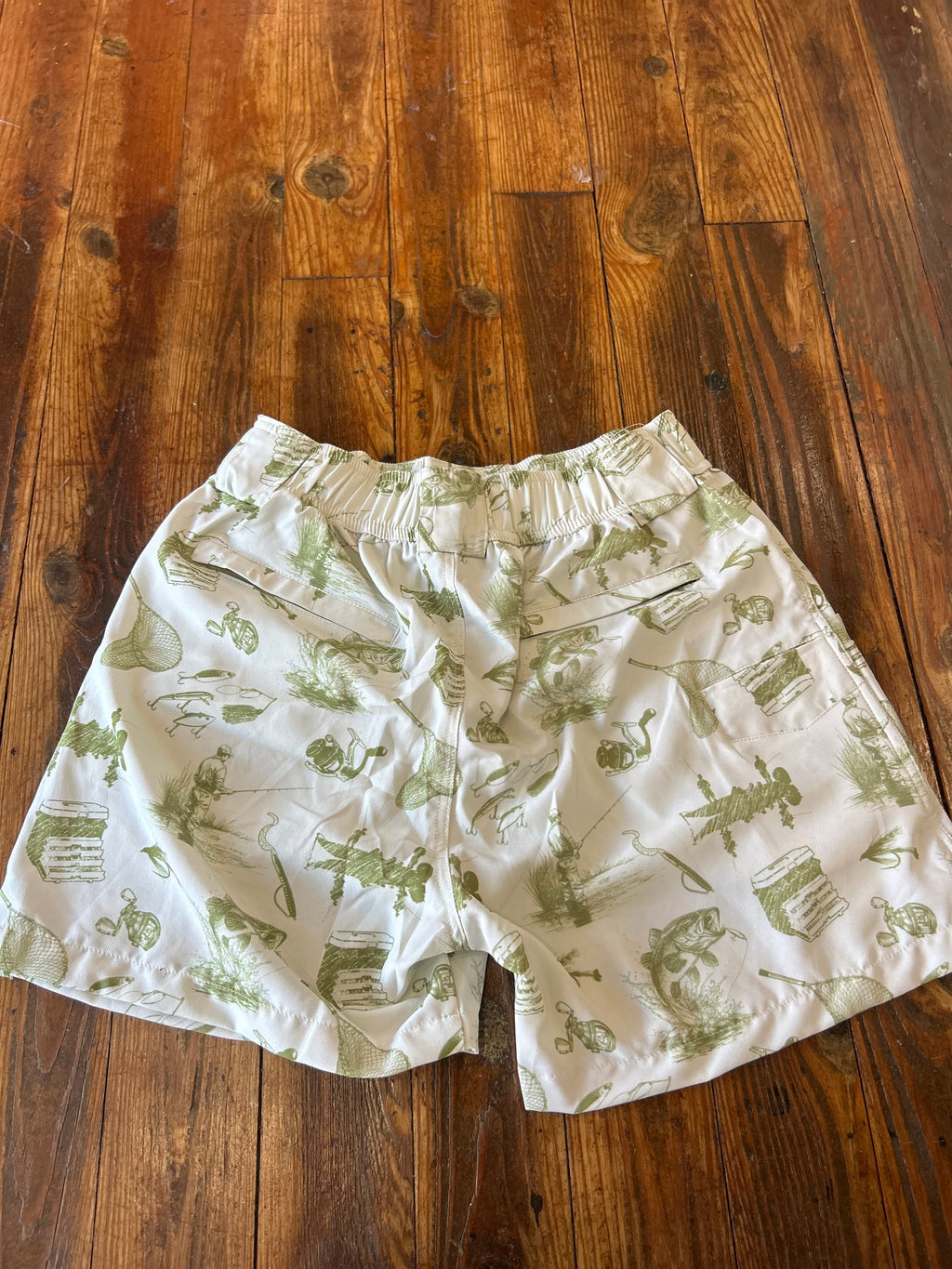 Vintage Bass Print Fishing Shorts
