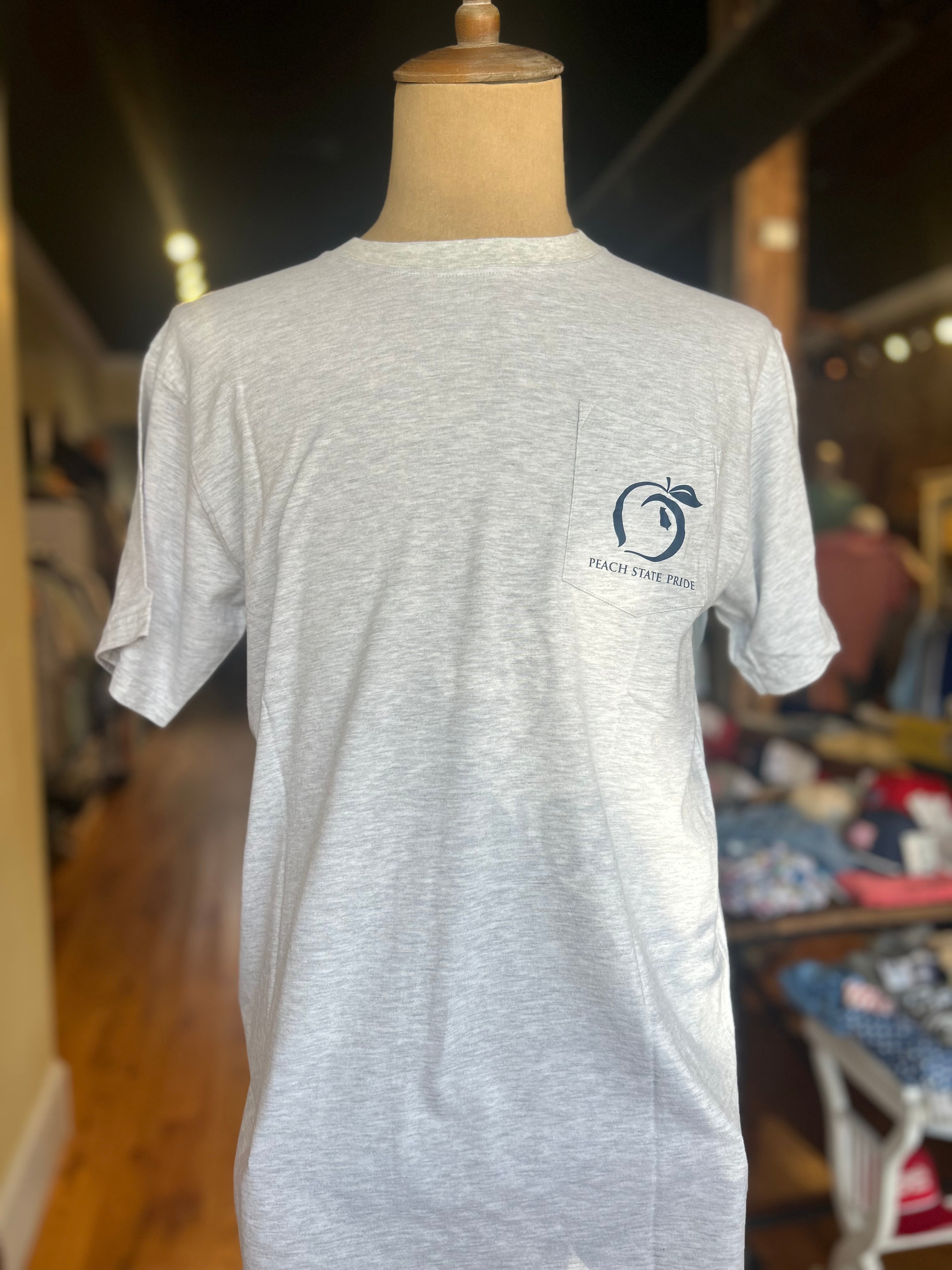 Strutting Eagle SS Pocket Tee - light gray