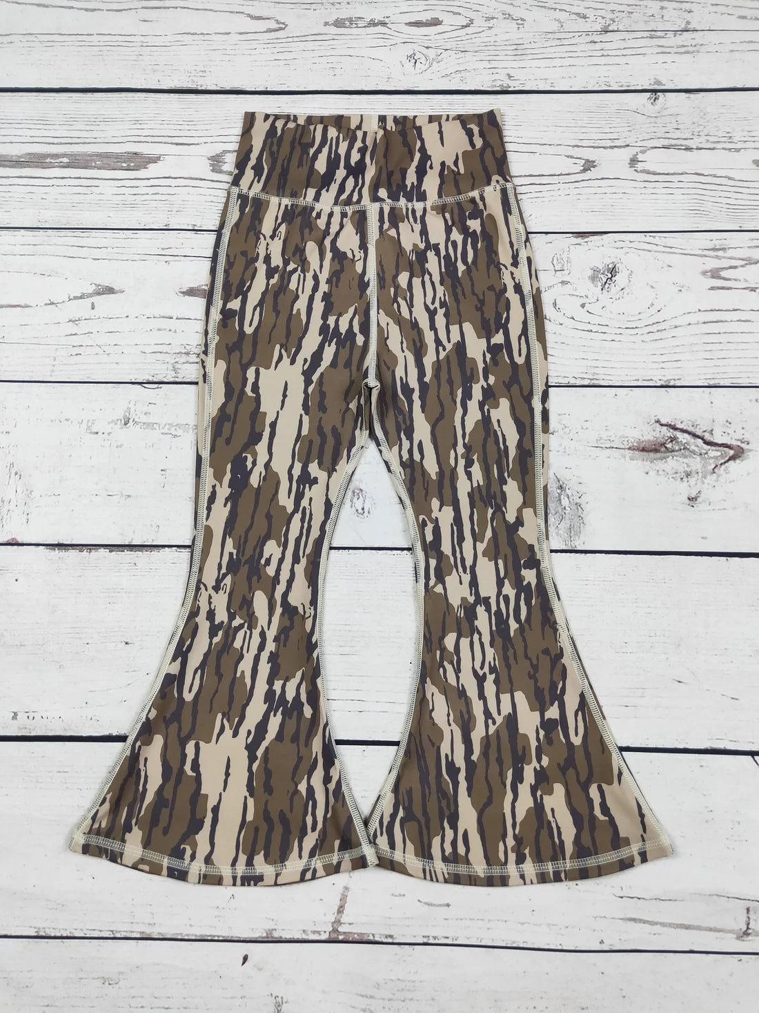 Girls Camo Printed Flare Yoga Pants