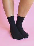 Weekend Quarter Ruffle Black