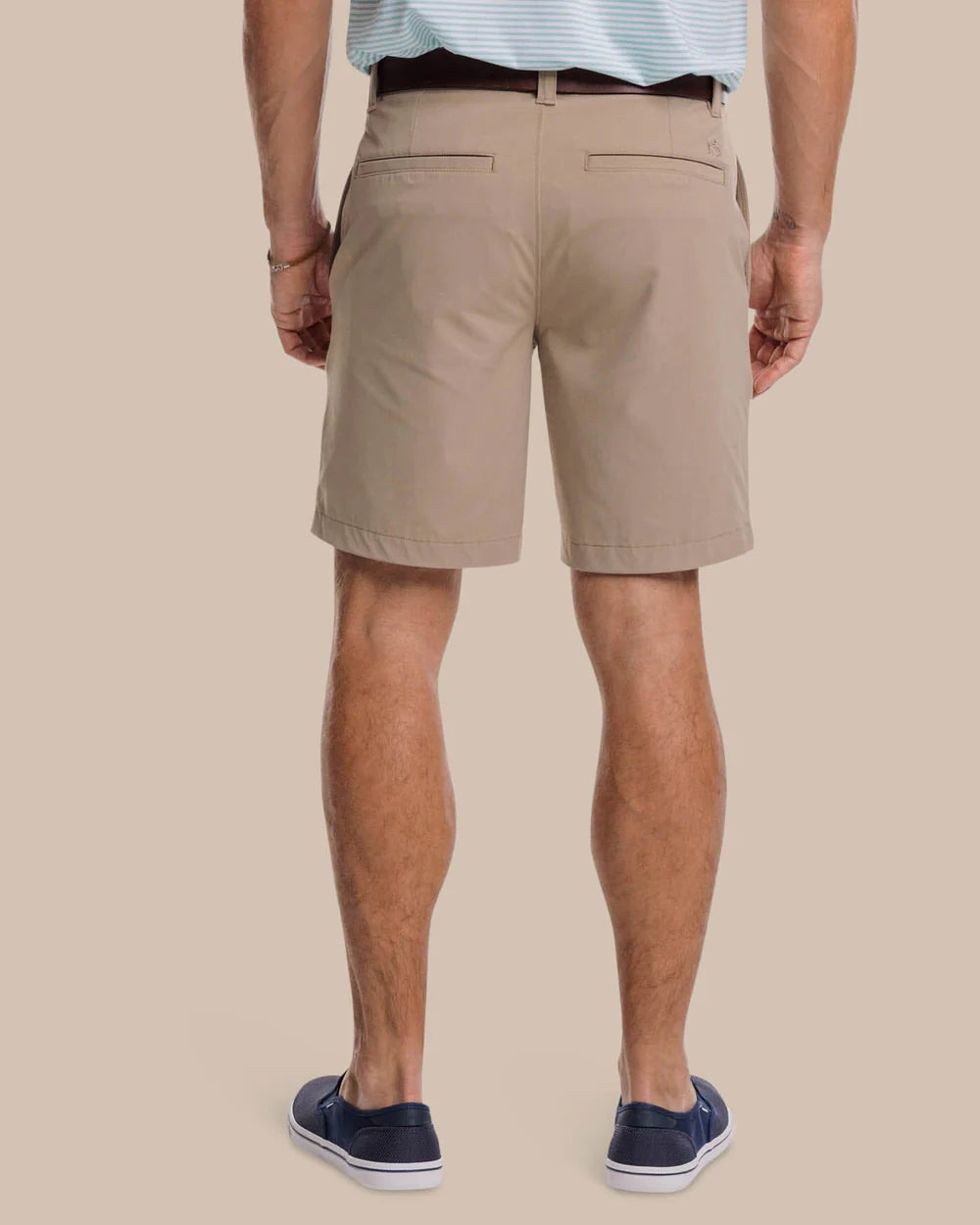 M 8" Coastal Breeze Birdie Short Sandstone Khaki