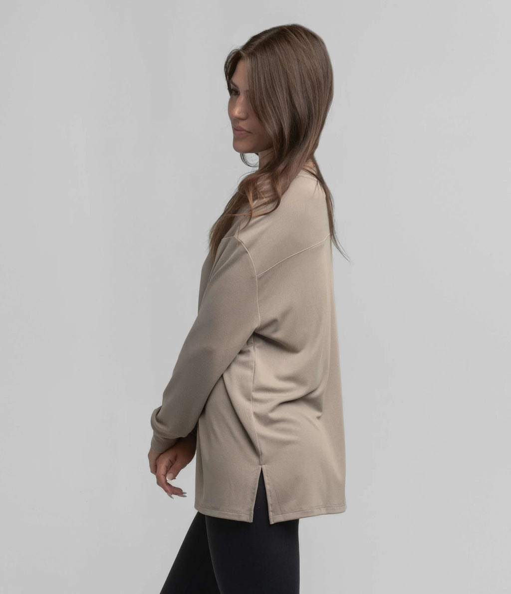 Relaxed Essential Top LS Hazelnut