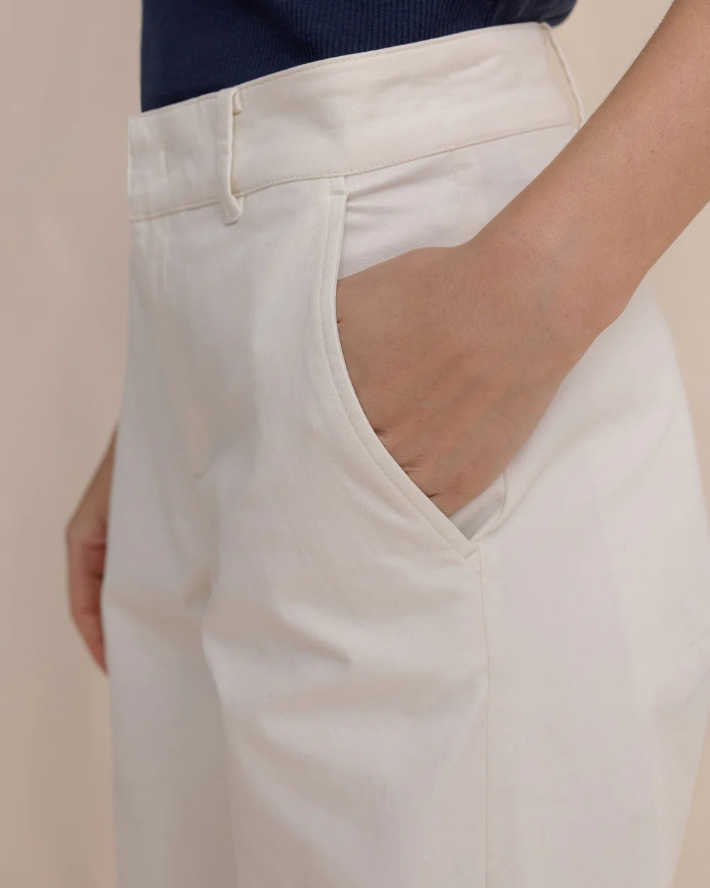 W Tori Wide Leg Chino Sand White